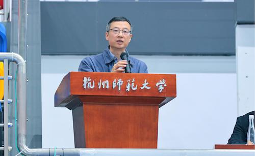 王灿